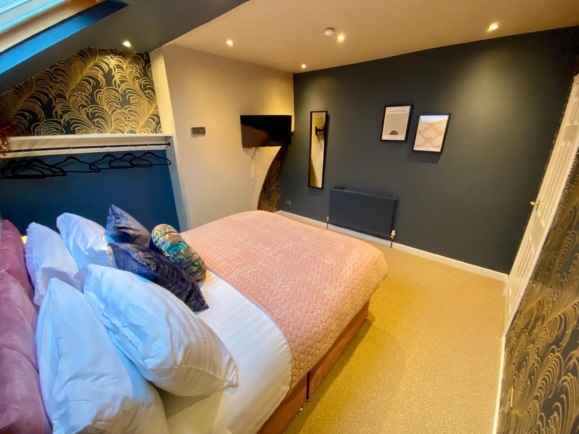 Entire Modern House Liverpool, 6 Bedrooms エクステリア 写真