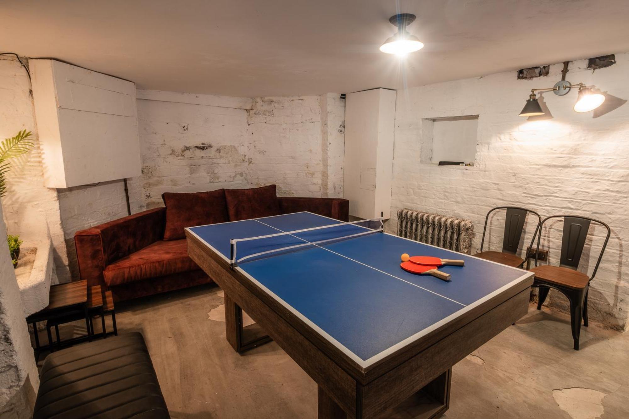Entire Modern House Liverpool, 6 Bedrooms エクステリア 写真