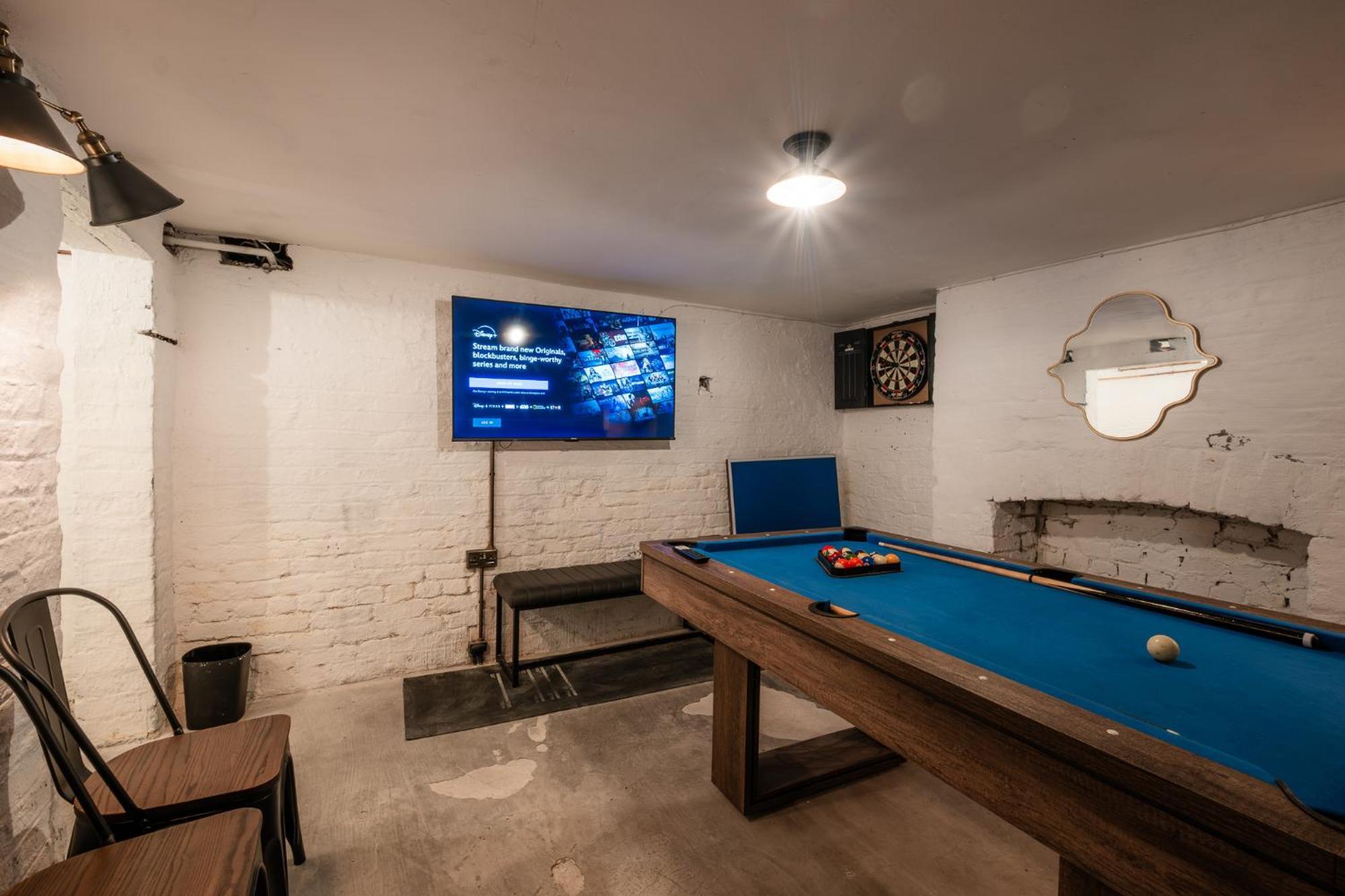 Entire Modern House Liverpool, 6 Bedrooms エクステリア 写真