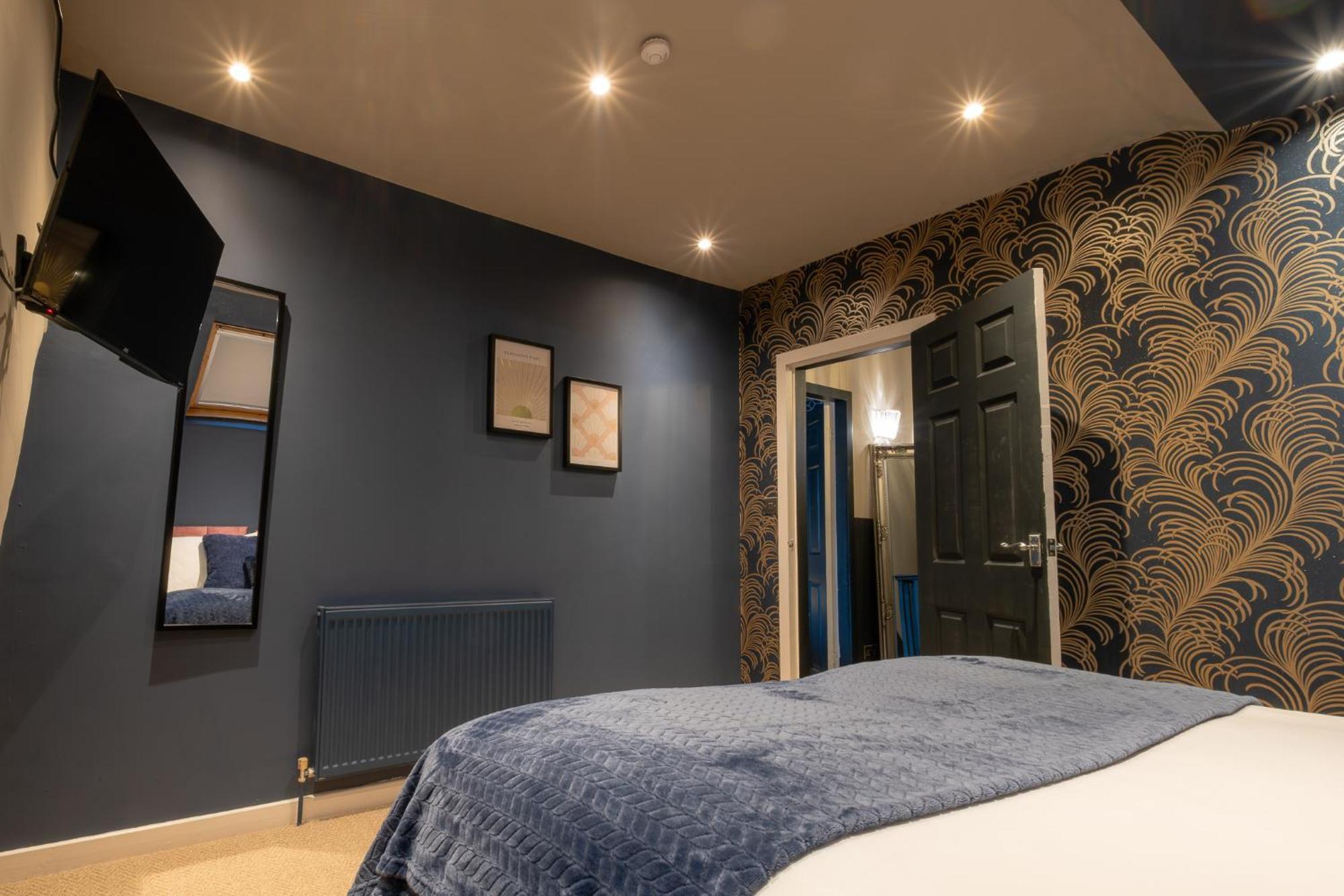 Entire Modern House Liverpool, 6 Bedrooms エクステリア 写真